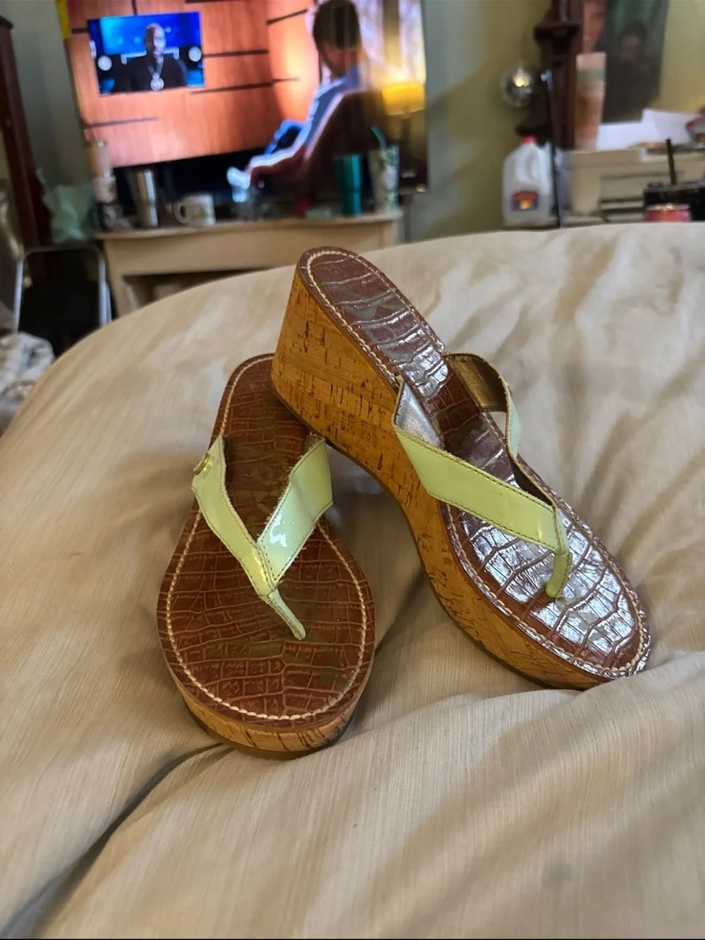 Sam Edelman Patent Mint Green Thong Wedge Sandals